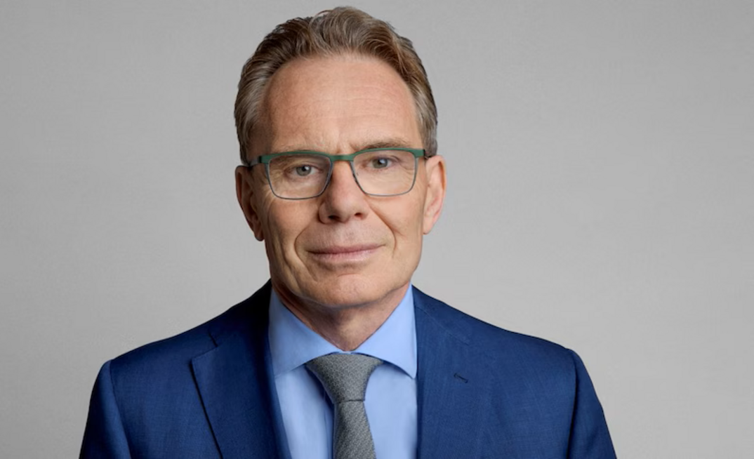 Shell chair urges Australia to grab LNG opportunity with both hands
