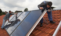 UK 'solar revolution' plans win industry support