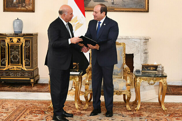 President El-Sisi emphasises Egypt's keenness on success of Arab Summit in Baghdad