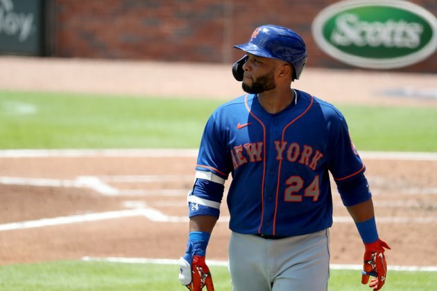 Mets place 2B Cano on IL, add OF Hamilton to roster