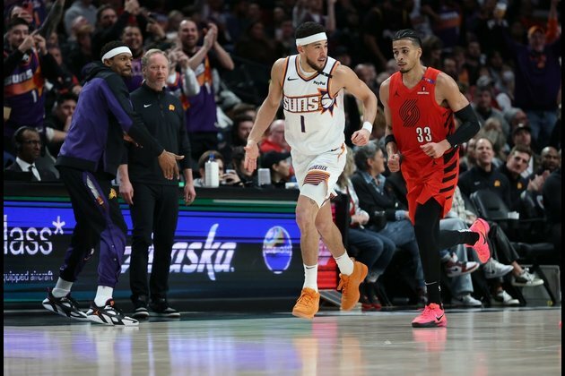 Devin Booker becomes Suns' all-time leading scorer