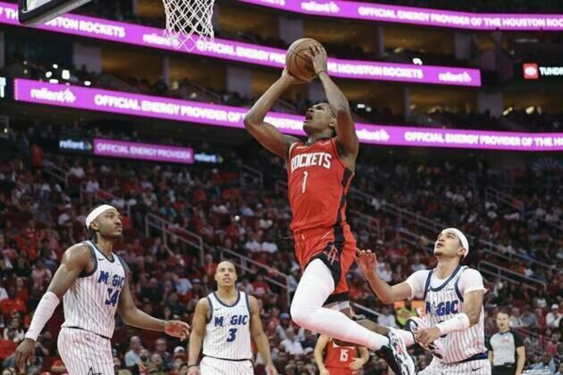 Rockets rally from down 11 in 4th to top Magic in OT