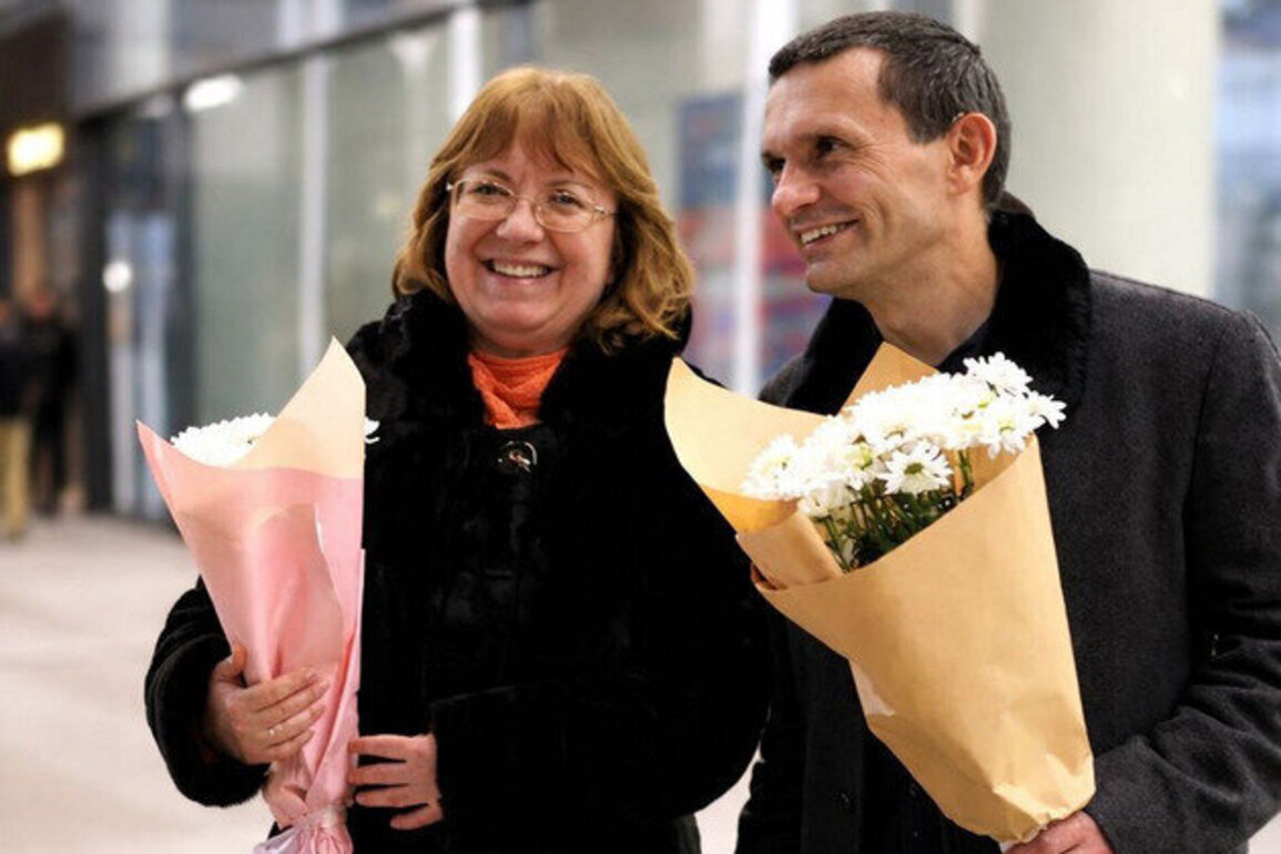 RUSSIA: Revocation of citizenship after extremism convictions "gaining momentum"