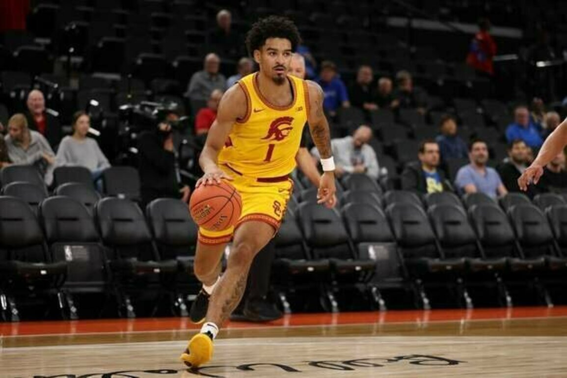 USC pulls out wild last-second victory over Troy in 3 OTs