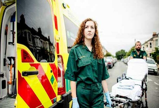 Thousands of UK ambulance workers approve December strike