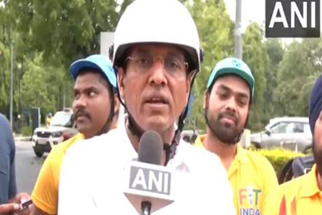 "Important to stay healthy for a prosperous nation": Mansukh Mandaviya during 'Fit India Sundays On Cycle'
