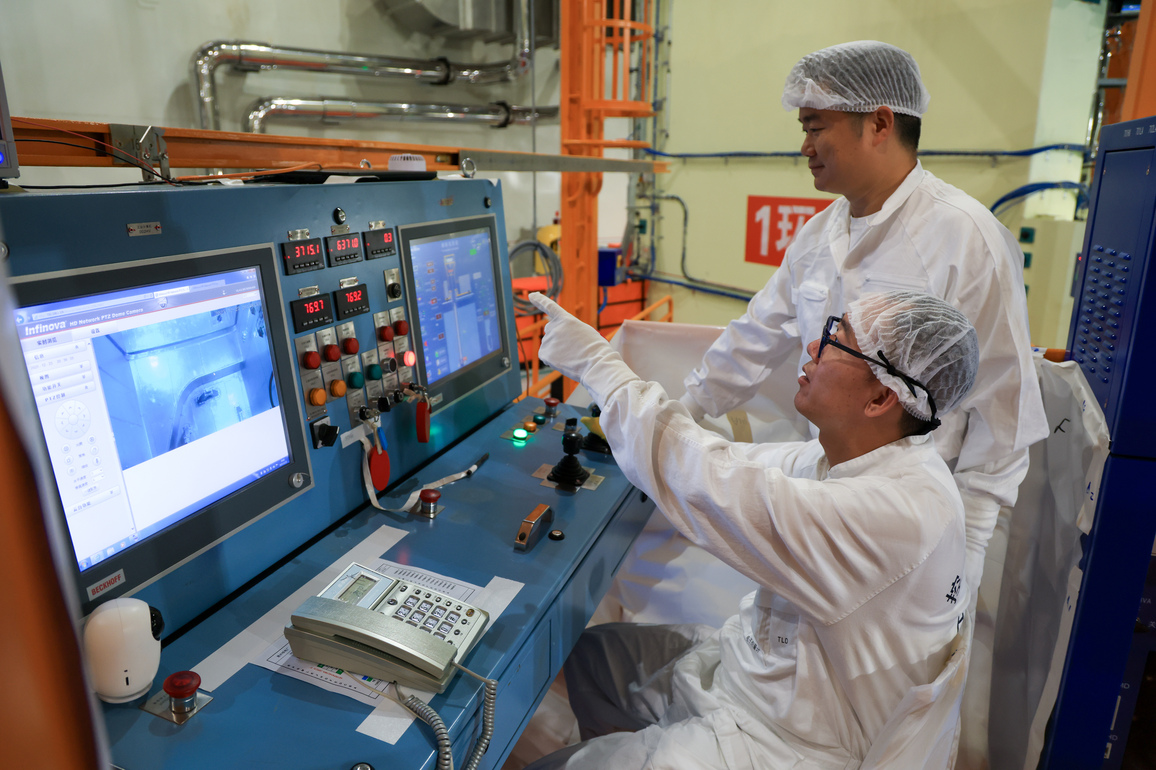 CHINA-GUANGDONG-NUCLEAR POWER PROJECT-FUEL LOADING (CN)