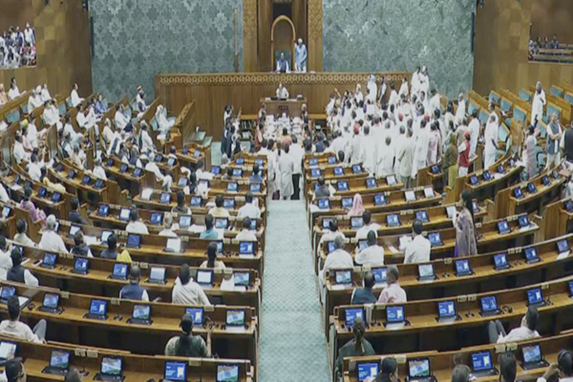 Parliament Monsoon Session: Lok Sabha adjourned until 11 am on July 22
