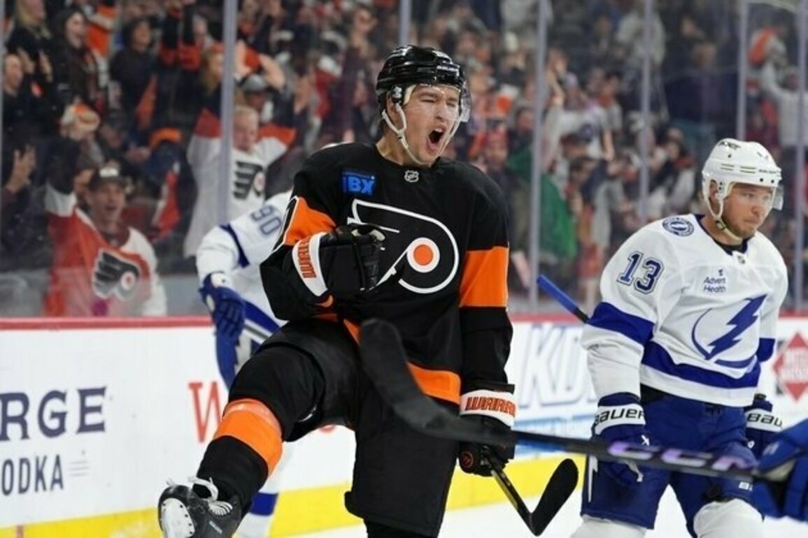 Flyers' Owen Tippett hits shootout winner to beat Lightning