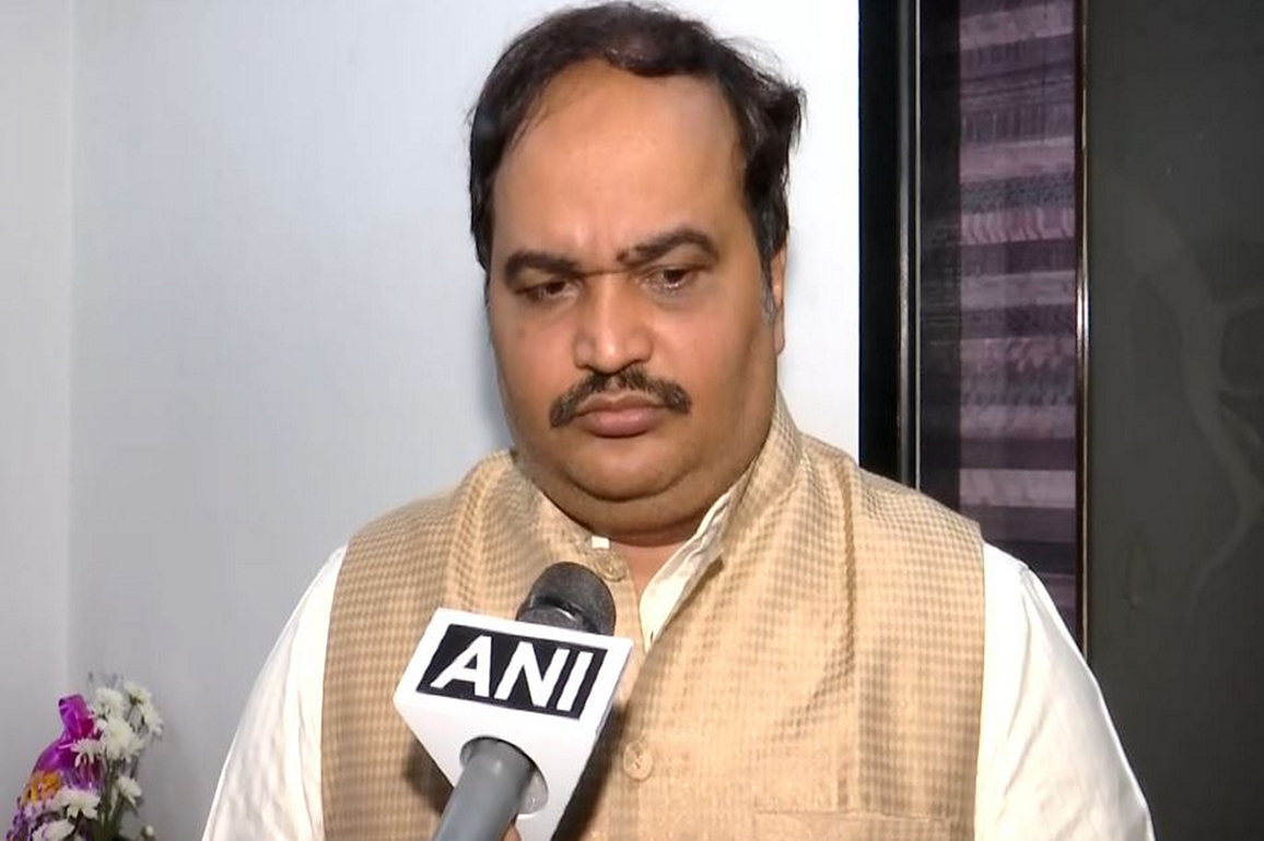 "EC is exploiting the opposition": Shiv Sena (UBT) leader Anand Dubey backs Raj Thackeray's allegations
