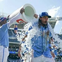 Royals look to stay hot at home in series opener vs. Rangers