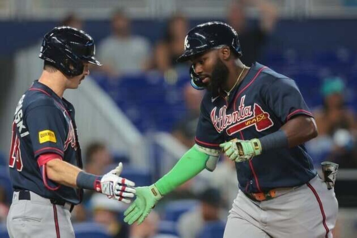 Braves rebound from beatdown, double up Marlins 8-4