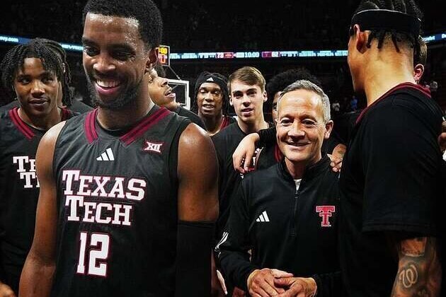 No. 10 Texas Tech looks to hold off upset-minded TCU