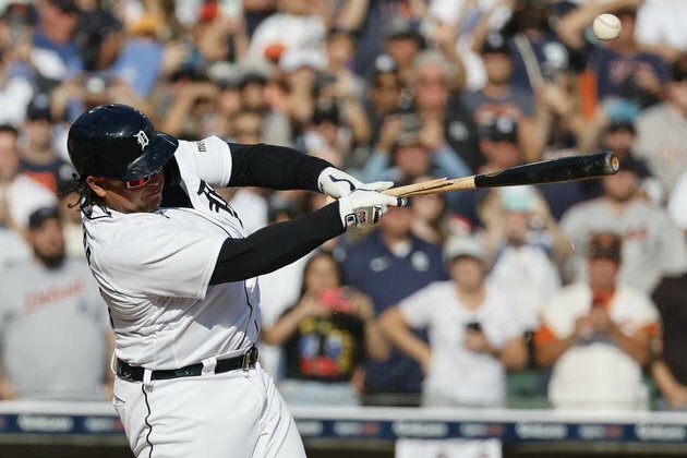 Tigers top Guardians in Miguel Cabrera's final game