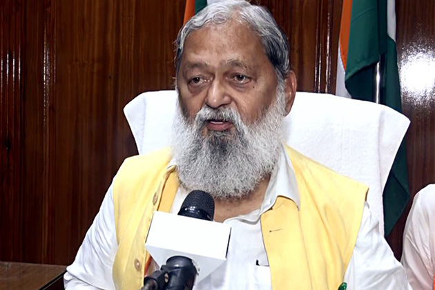 Haryana Minister Anil Vij escapes unhurt in accident in Ambala