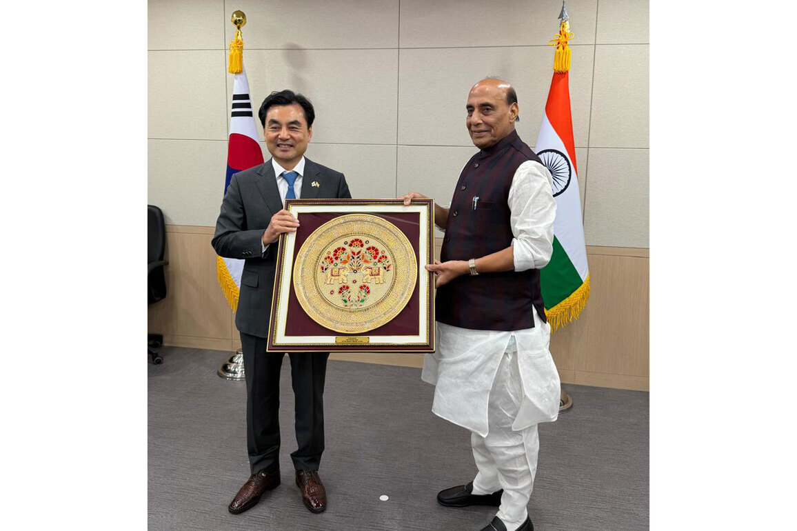 "Highly productive meeting": Indian, S Korean Defence Ministries deepen defence cooperation