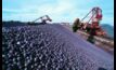 Futuros de minério de ferro atingem pico de 2 meses na China