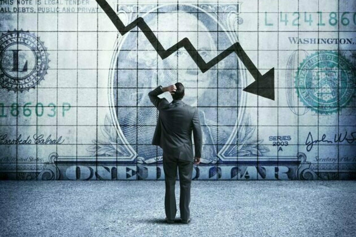 Even professional economists can't escape political bias