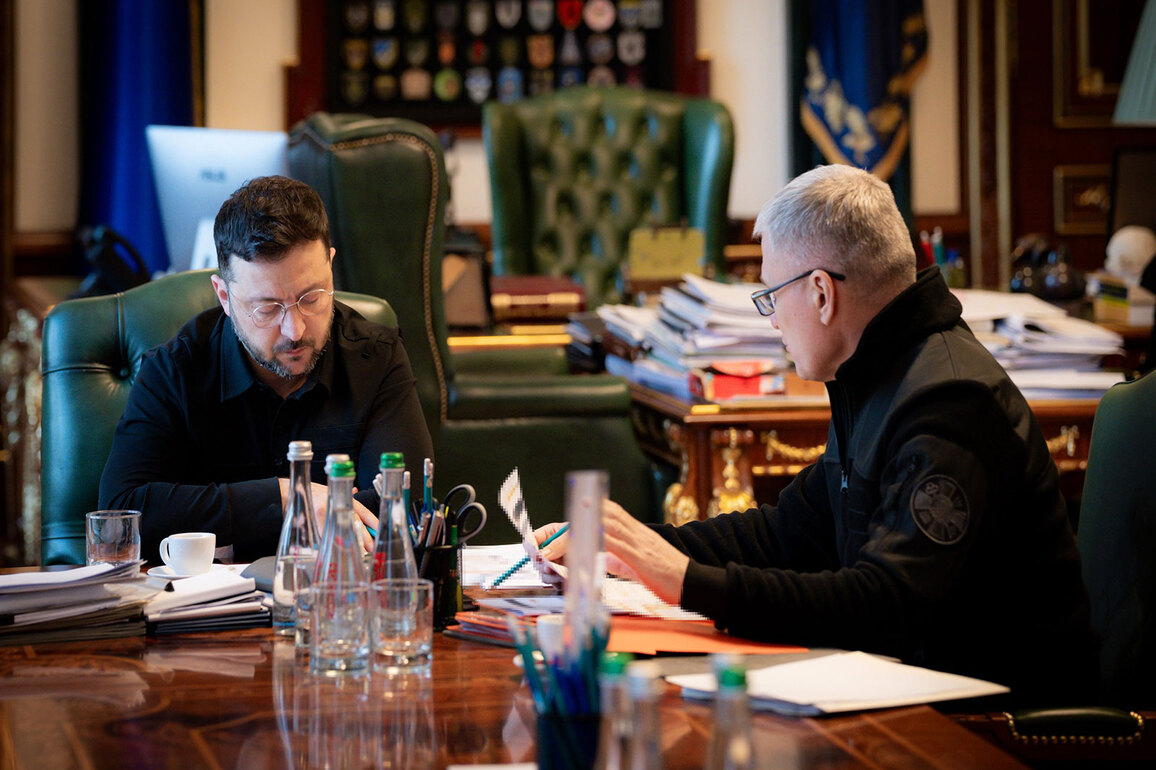 Zelenskyy sounds alarm over Russia's sanctions dodging and global security risks