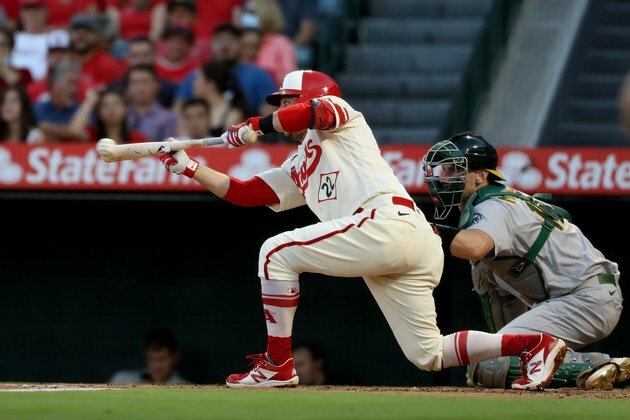 Sean Murphy does it all as A's beat Shohei Ohtain, Angels