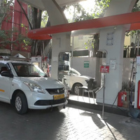 "No longer pocket-friendly": Delhi commuters fret as CNG prices increase to Rs 83.09 per kg