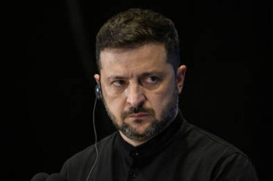 Zelensky accuses Trump envoys of 'disrespect'