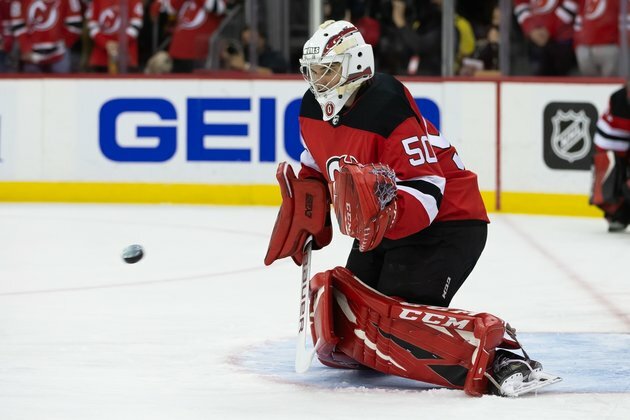 Nico Daws lifts Devils past Sabres in his NHL debut