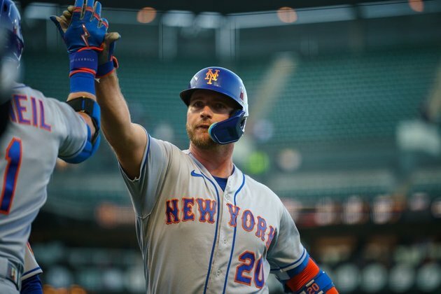 Mets' offensive explosion sends Giants to fifth straight loss
