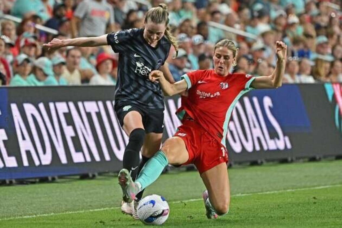 Spirit sign D Gabby Carle through 2029 season