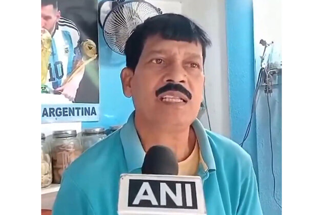Ichapur tea seller paints house in Argentina colours, set to meet Messi in Kolkata