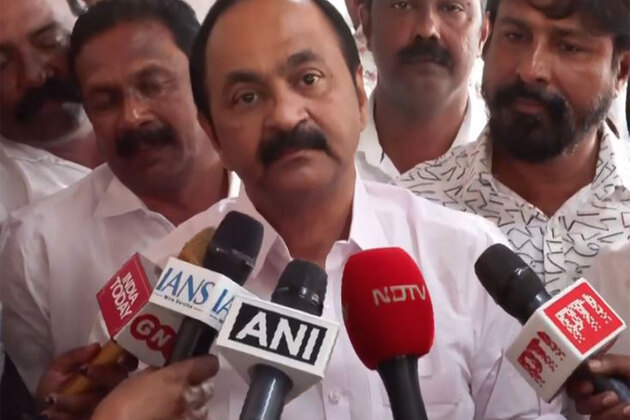 "Act of an authoritarian ruler": Kerala LoP Satheeshan slams CM Vijayan over Congress leader's arrest from his house in night
