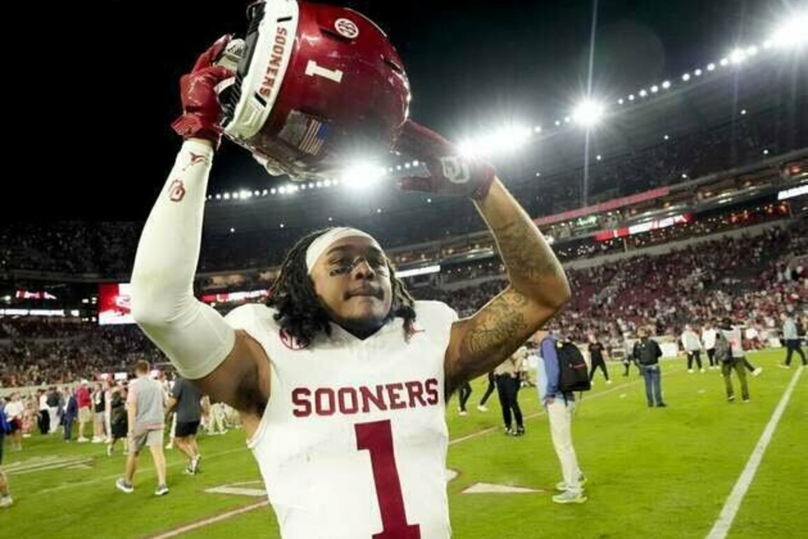 LSU hopes to play spoiler in No. 8 Oklahoma's 'win and in CFP' game