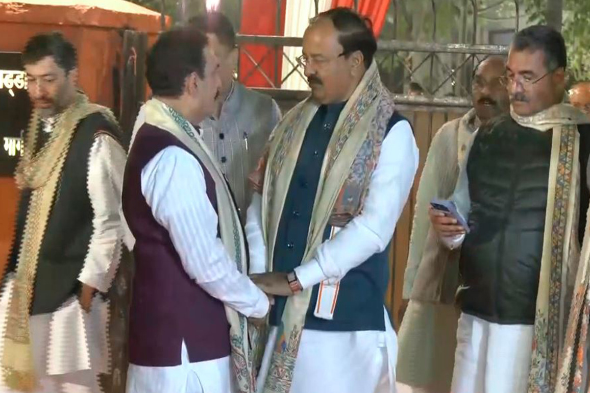 Nadda hosts dinner to celebrate NDA's victory in Bihar elections