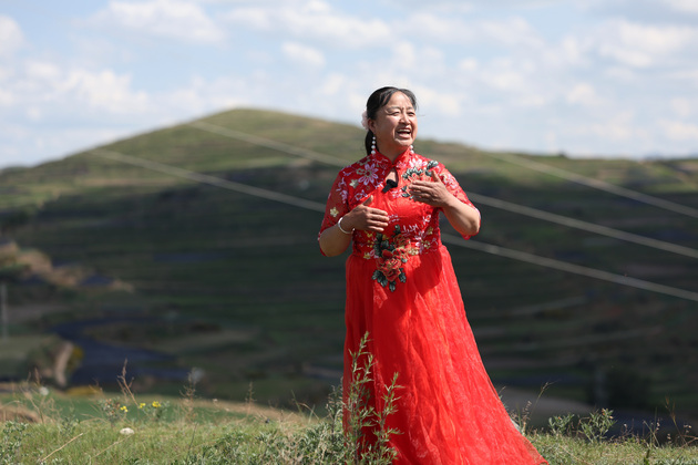 "Laowai" in China | Dutch scholar delves deep into world of Chinese folk songs