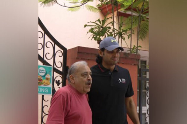 Neeraj Chopra's warm Bengaluru encounter with elderly fan wins hearts