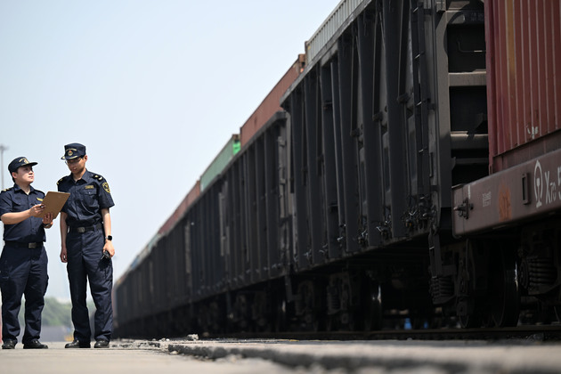 CHINA-TIANJIN-CHINA-CENTRAL ASIA FREIGHT TRAIN-DEPARTURE (CN)
