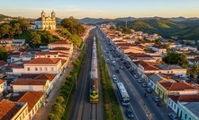 Açailândia (MA) é cortada por ferrovia que transporta minério de ferro