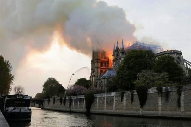 Firefighters might not be able to save Notre Dame Cathedral