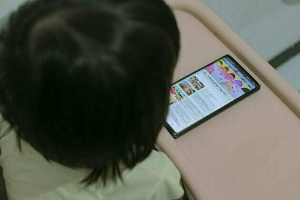 Anak gampang tantrum akibat sering nonton video pendek: Ternyata fungsi otak terganggu