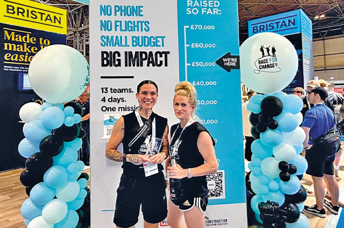 The winning team: NavigateHERs
