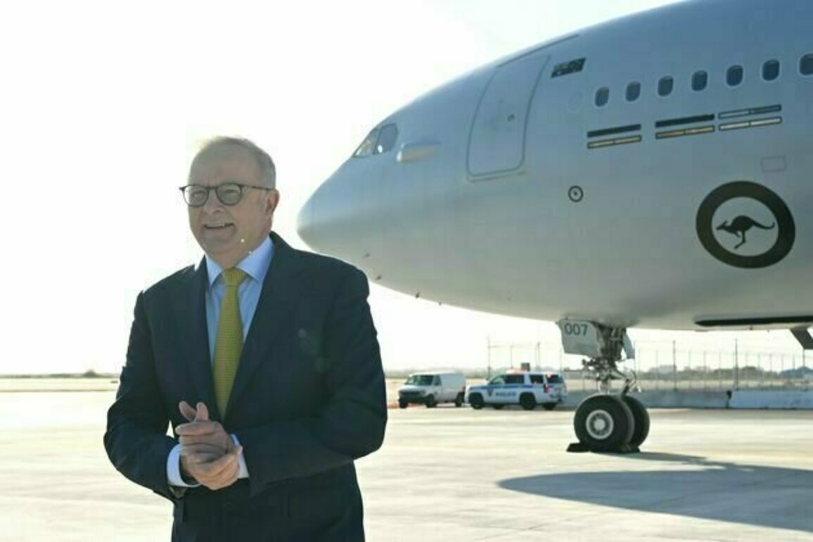 Australia formally recognises Palestine, as Albanese begins US visit