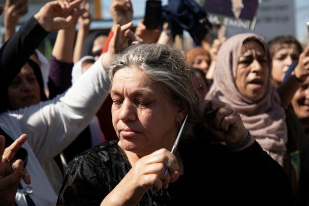 Iran Protests Flare for 10th Night as Tensions With West Grow