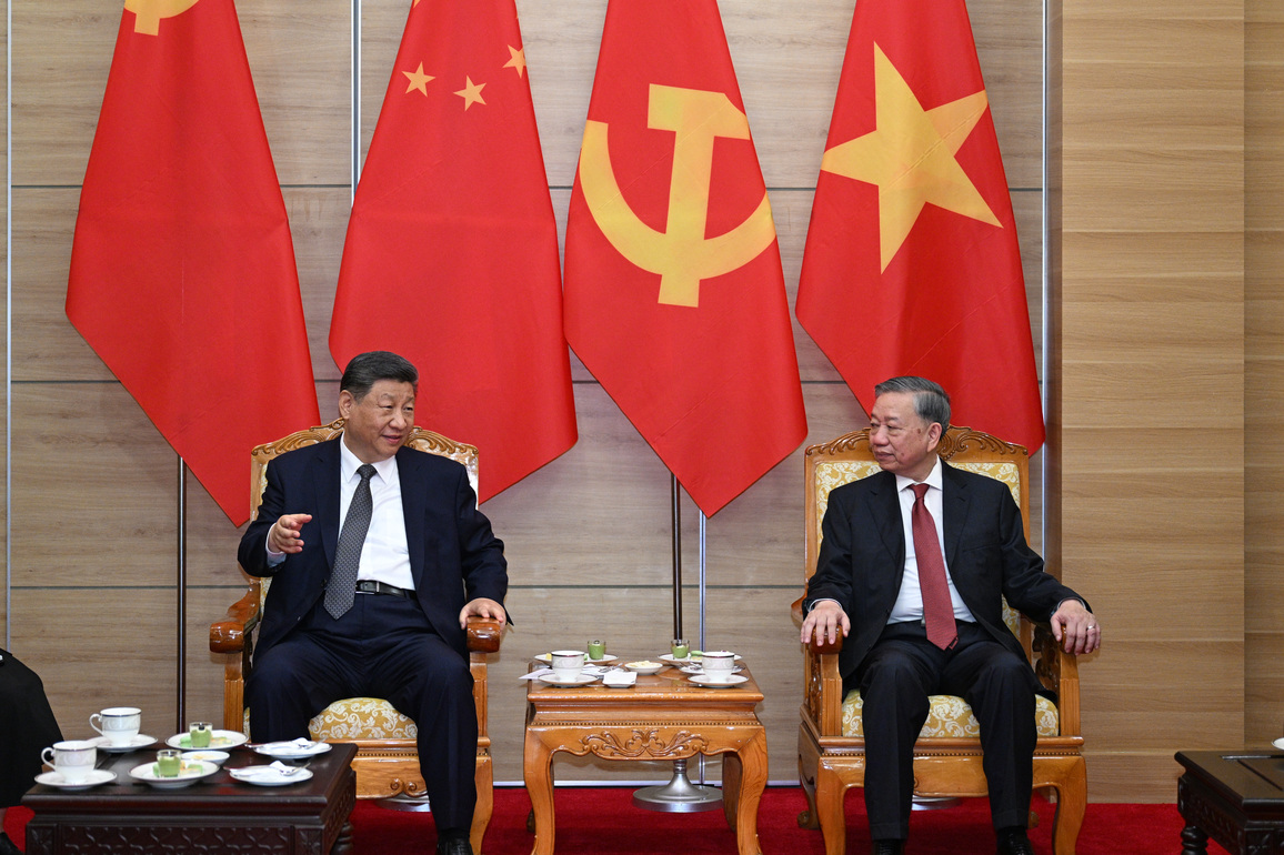 VIETNAM-HANOI-XI JINPING-TO LAM-FAREWELL
