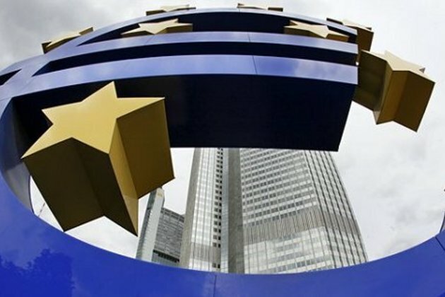 ECB Faces Key Stimulus Decision as Draghi Era Nears End