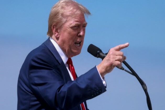 4 Republican senators join Democrats in reversing Trump's 25% tariff on Canada