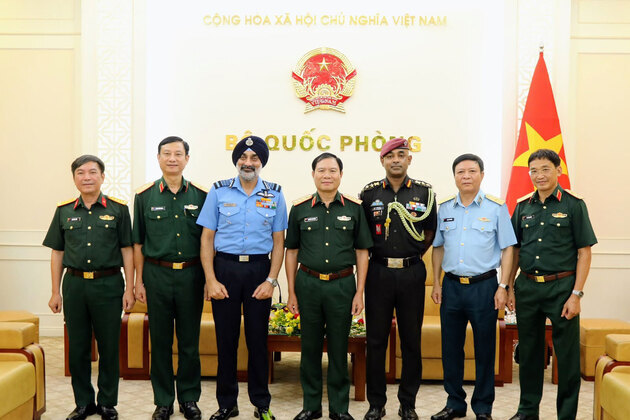 Air Chief Marshal AP Singh meets Vietnam's Deputy Defence Minister Nguyen Tan Cuong