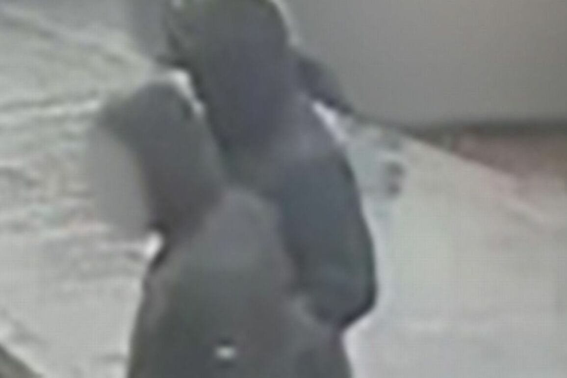 PSNI issue CCTV of Belfast attempted murder suspects