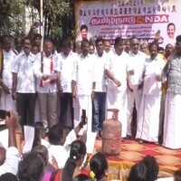 "Gas sector is under Union Govt control": DMK Minister KN Nehru trains guns at EPS over LPG constraints