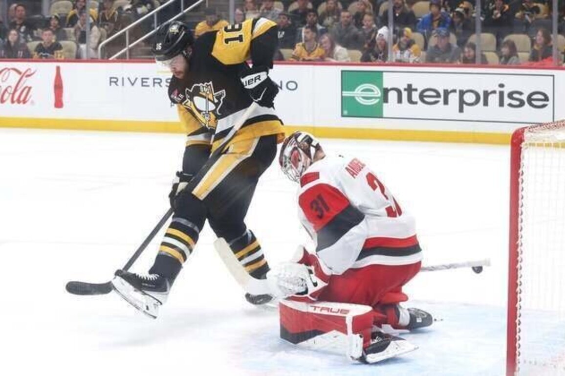 Penguins pursue third straight victory as Red Wings visit