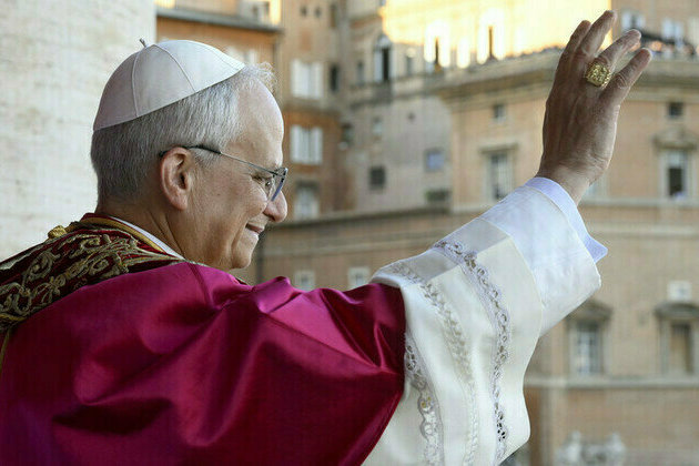 Trumps pope Heres what Leo XIVs election says about US power